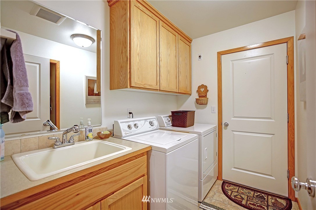 1137 Portage Road Camano Island, WA 98282 - Photo 17 of 24 Gallery Image 17