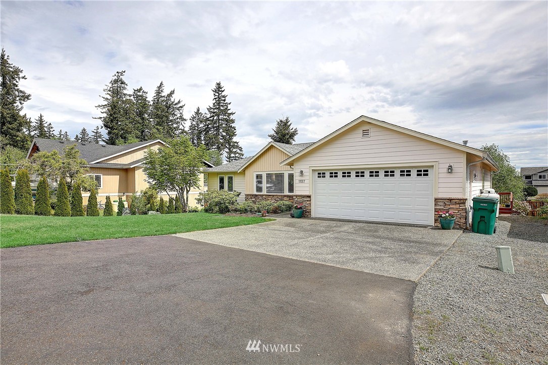 1137 Portage Road Camano Island, WA 98282 - Photo 3 of 24 Gallery Image 3