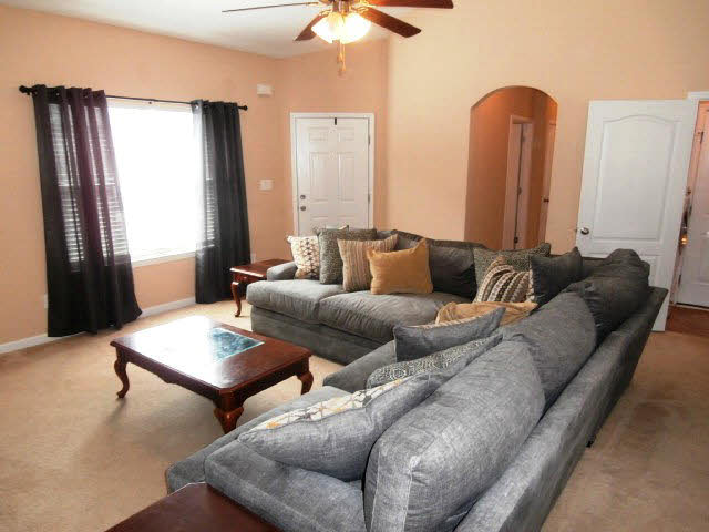 10183 Fionn Loop Daphne, AL 36526 - Photo 2 of 15 Living Room