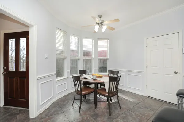 $667,000 | 4256 Childress Street, Houston, TX 77005