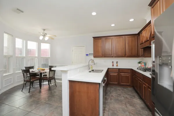 $667,000 | 4256 Childress Street, Houston, TX 77005