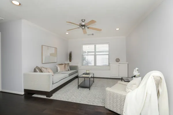 $667,000 | 4256 Childress Street, Houston, TX 77005
