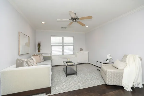 $667,000 | 4256 Childress Street, Houston, TX 77005