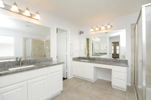 $667,000 | 4256 Childress Street, Houston, TX 77005