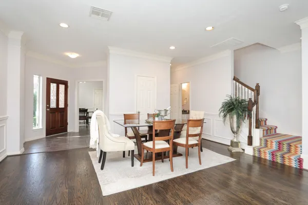 $667,000 | 4256 Childress Street, Houston, TX 77005