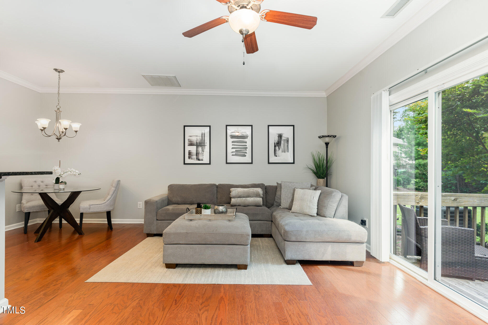 1506 Holly Grove Way Durham, NC 27713 - Photo 8 of 25 Living Room