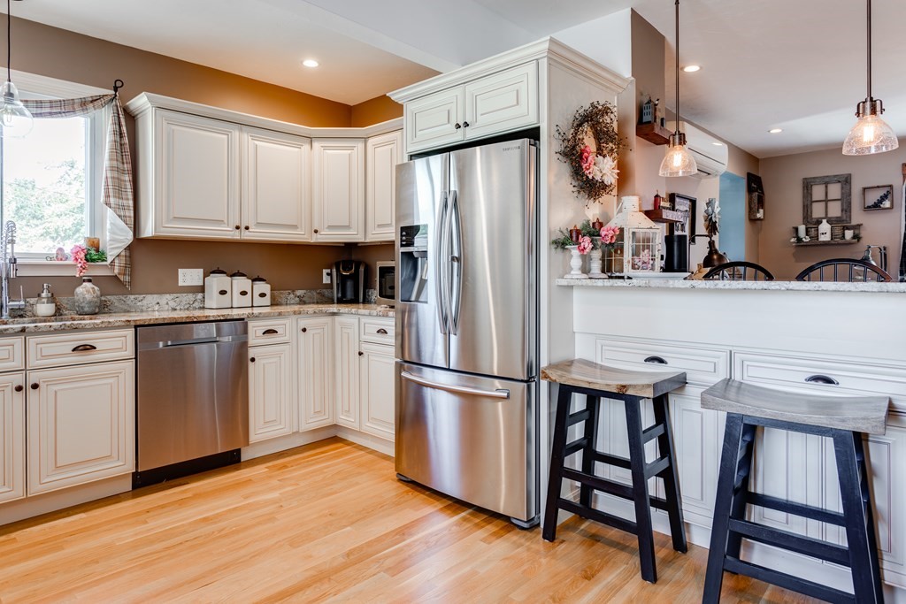 253 Providence Road Northbridge, MA 01588 - Photo 21 of 42 Gallery Image 21