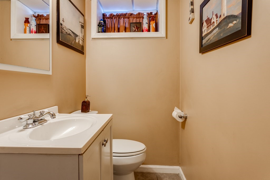 253 Providence Road Northbridge, MA 01588 - Photo 37 of 42 Gallery Image 37