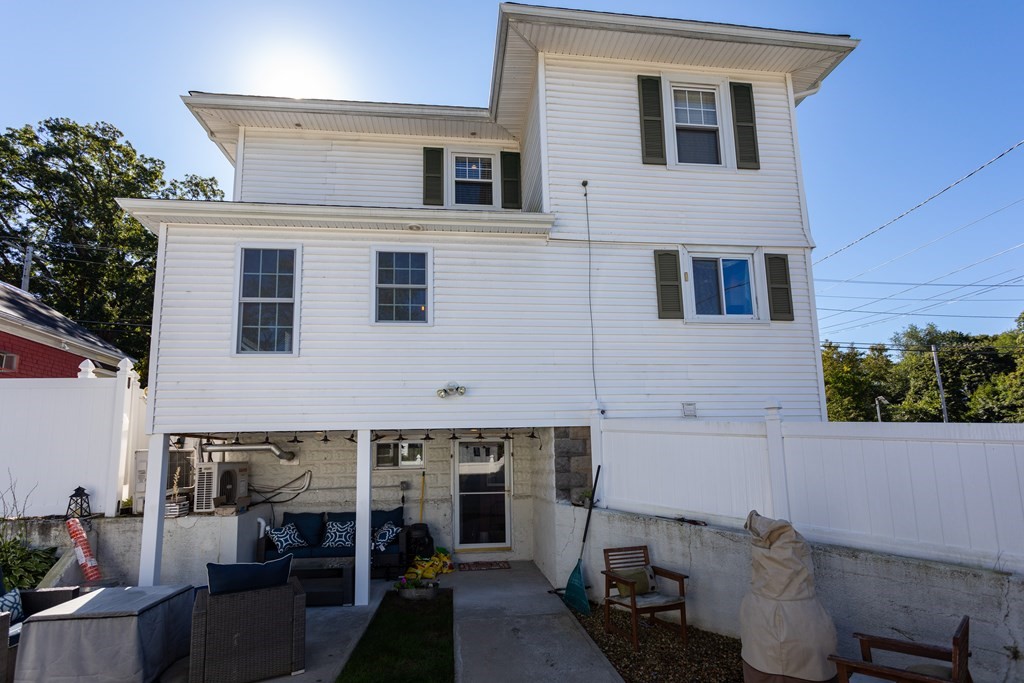 253 Providence Road Northbridge, MA 01588 - Photo 6 of 42 Gallery Image 6