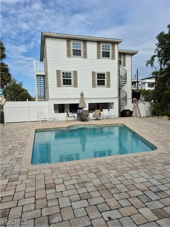 $2,600 | 254 Palermo Circle, Fort Myers Beach, FL 33931