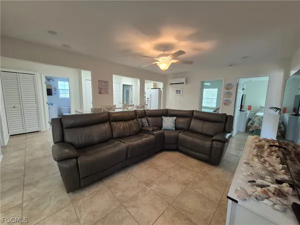$2,600 | 254 Palermo Circle, Fort Myers Beach, FL 33931