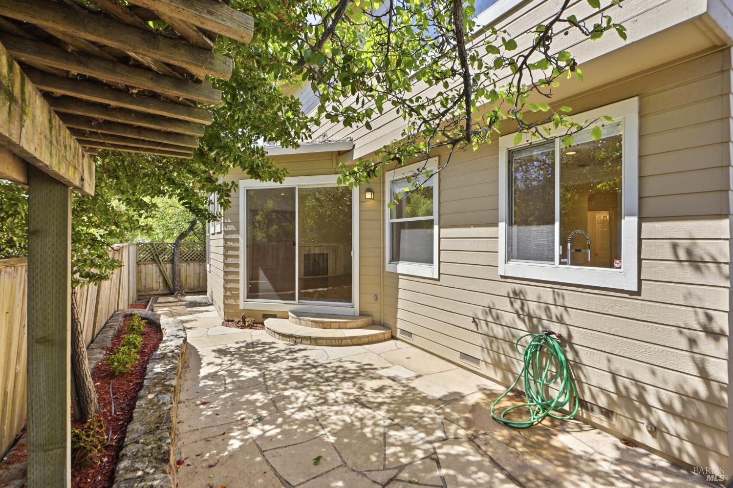 6 Egret View San Rafael, CA 94901 - Photo 27 of 37 Gallery Image 27