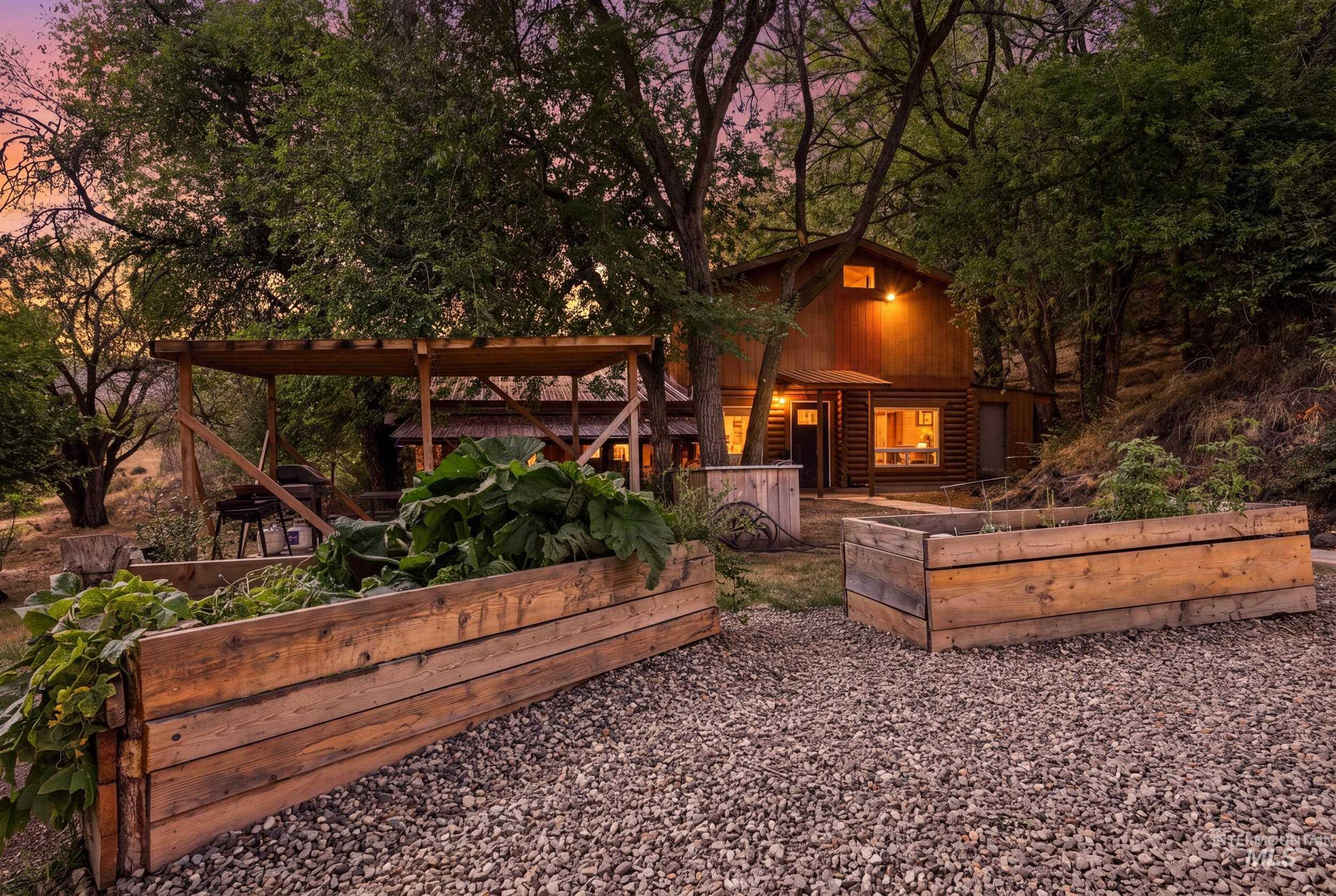 6 Sunburst Road Horseshoe Bend, ID 83629 - Photo 1 of 50 Gallery Image 1