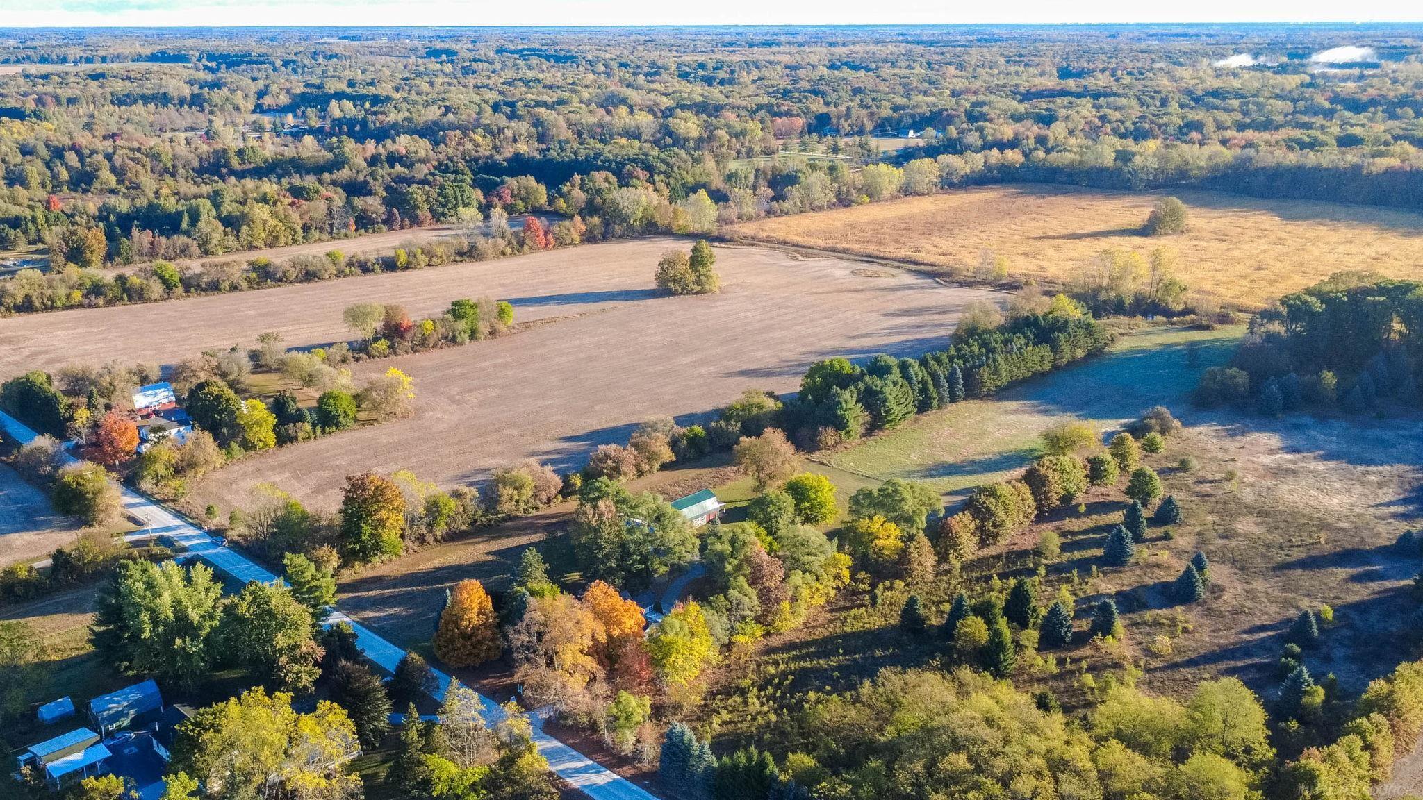 2347 Kronner Road Columbus, MI 48063 - Photo 49 of 57