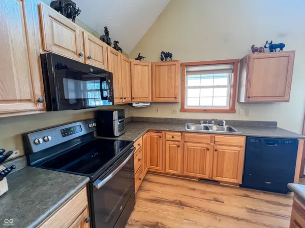 $510,000 | 21126 St Marys Road, Batesville, IN 47006