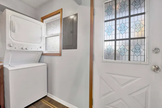 $279,900 | 11257 South Pacific Drive, Worth, IL 60482