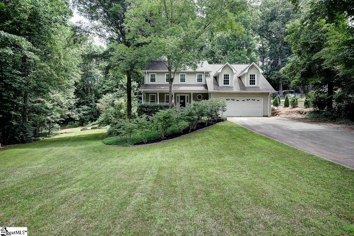 109 Cobblestone Road Greenville, SC 29615 - Photo 1 of 36 Gallery Image 1