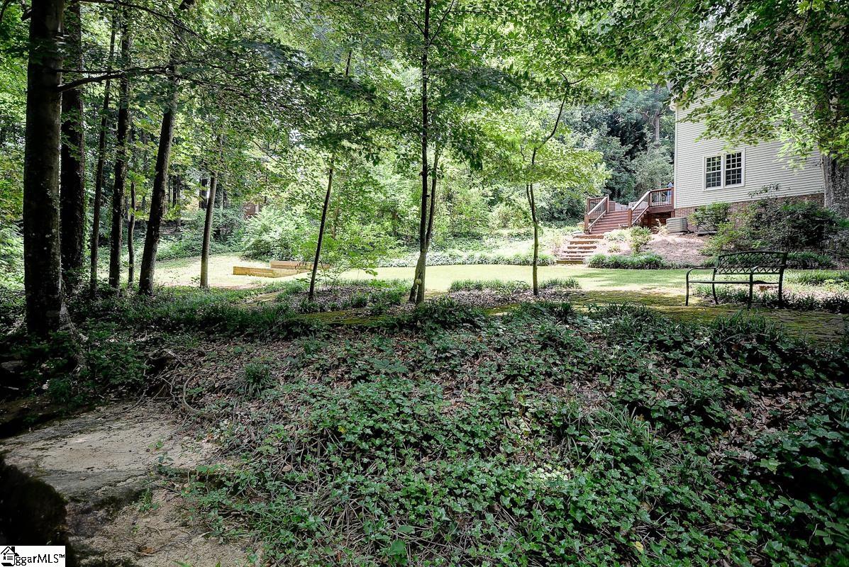 109 Cobblestone Road Greenville, SC 29615 - Photo 4 of 36 Gallery Image 4