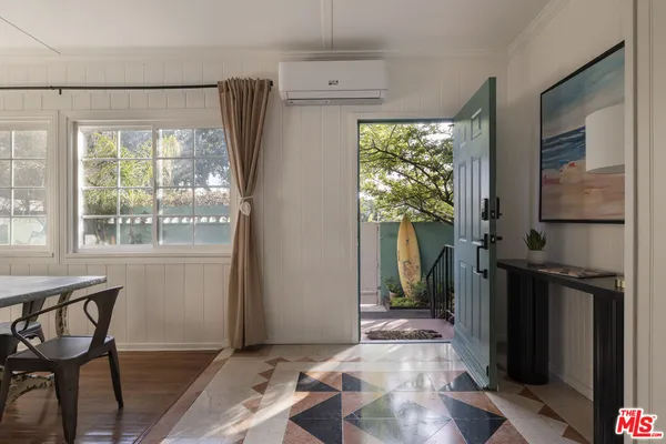 $7,500 | 804 Pacific Avenue, Unit 1/2, Venice, CA 90291