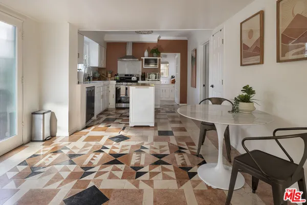 $7,500 | 804 Pacific Avenue, Unit 1/2, Venice, CA 90291
