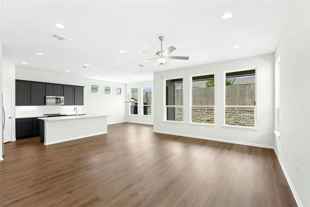 $2,450 | 320 Creek Drive, Unit 302, Dripping Springs, TX 78620