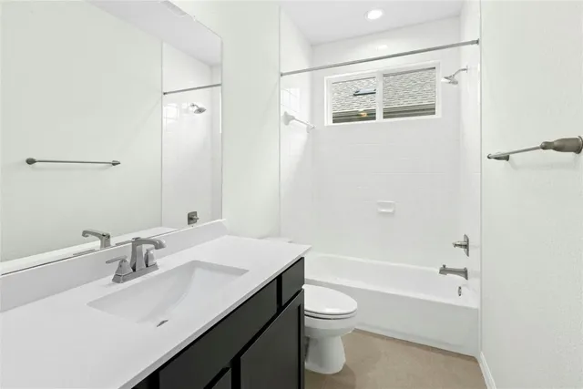 $2,450 | 320 Creek Drive, Unit 302, Dripping Springs, TX 78620