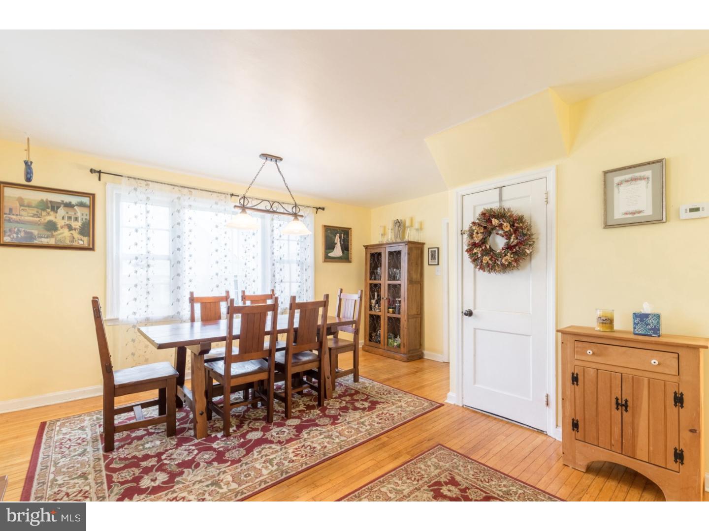384 Old Eagle School Road Wayne, PA 19087 - Photo 3 of 18 Dining Room