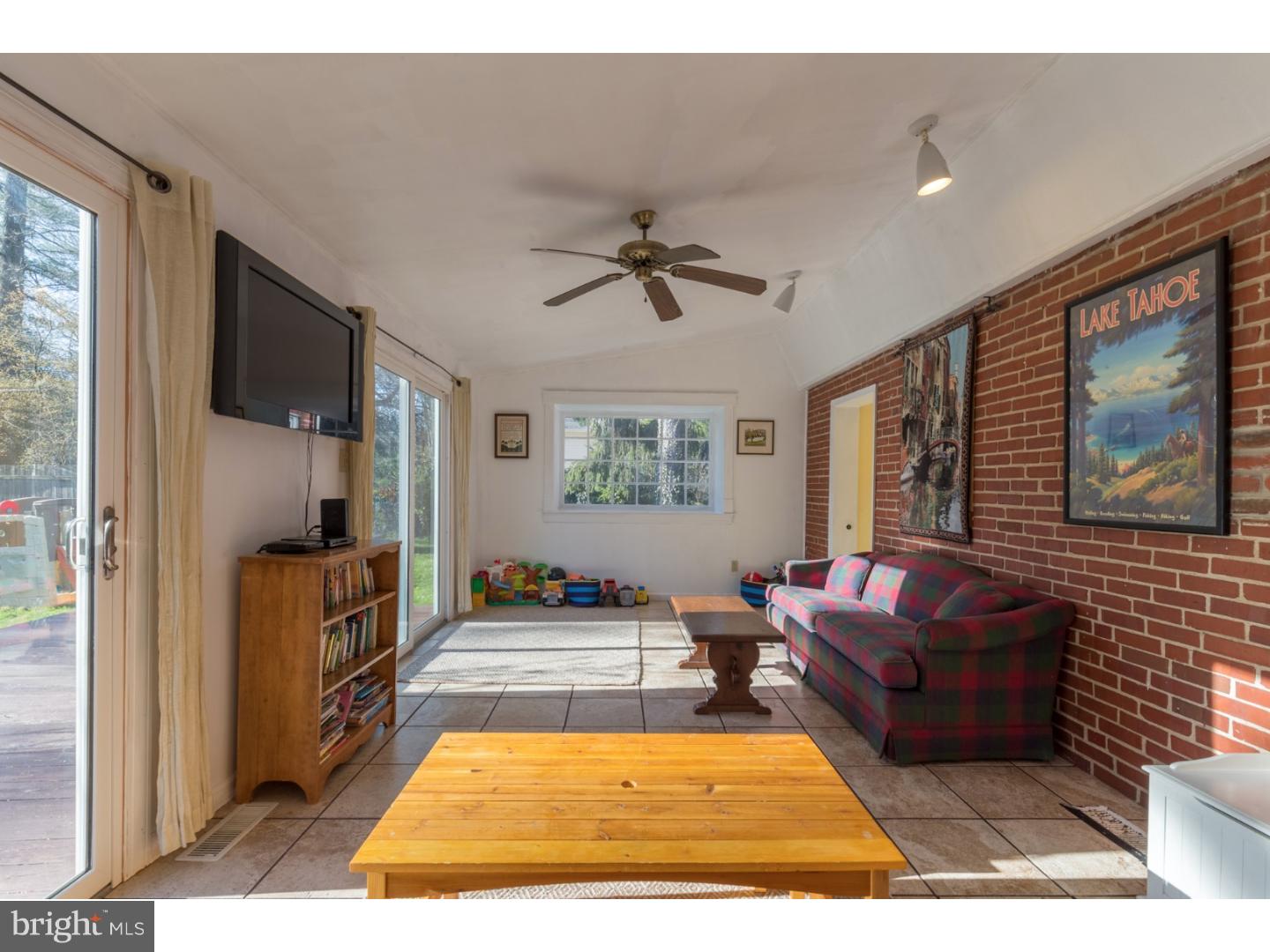 384 Old Eagle School Road Wayne, PA 19087 - Photo 7 of 18 Sun Room