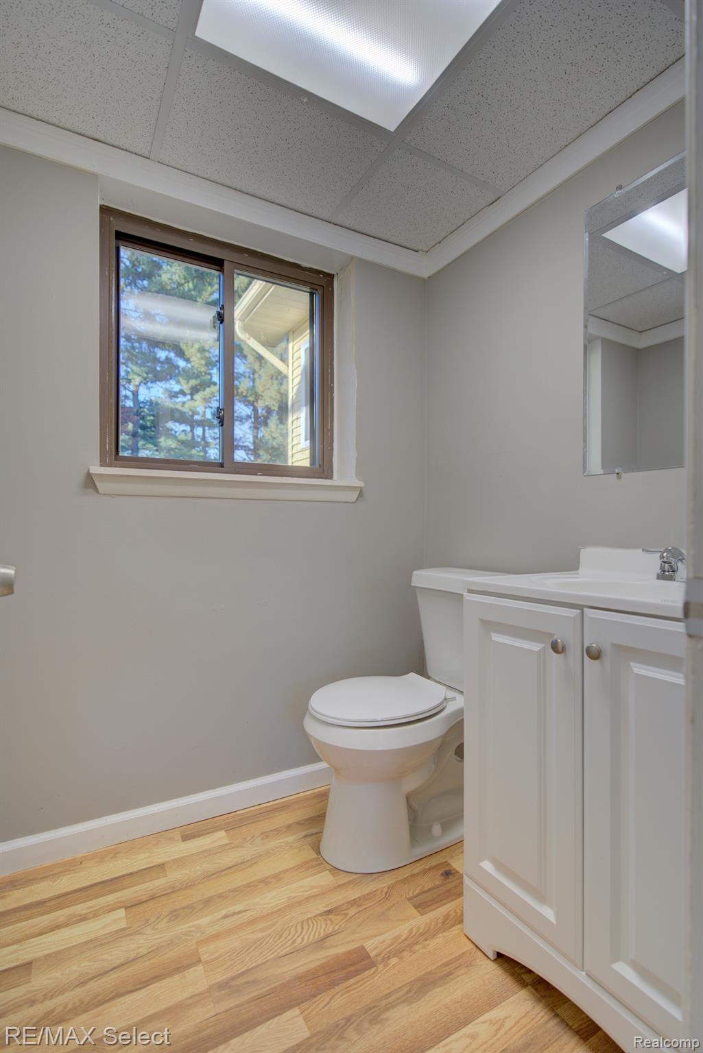 7120 Beecher Road Flushing, MI 48433 - Photo 16 of 27 Gallery Image 16