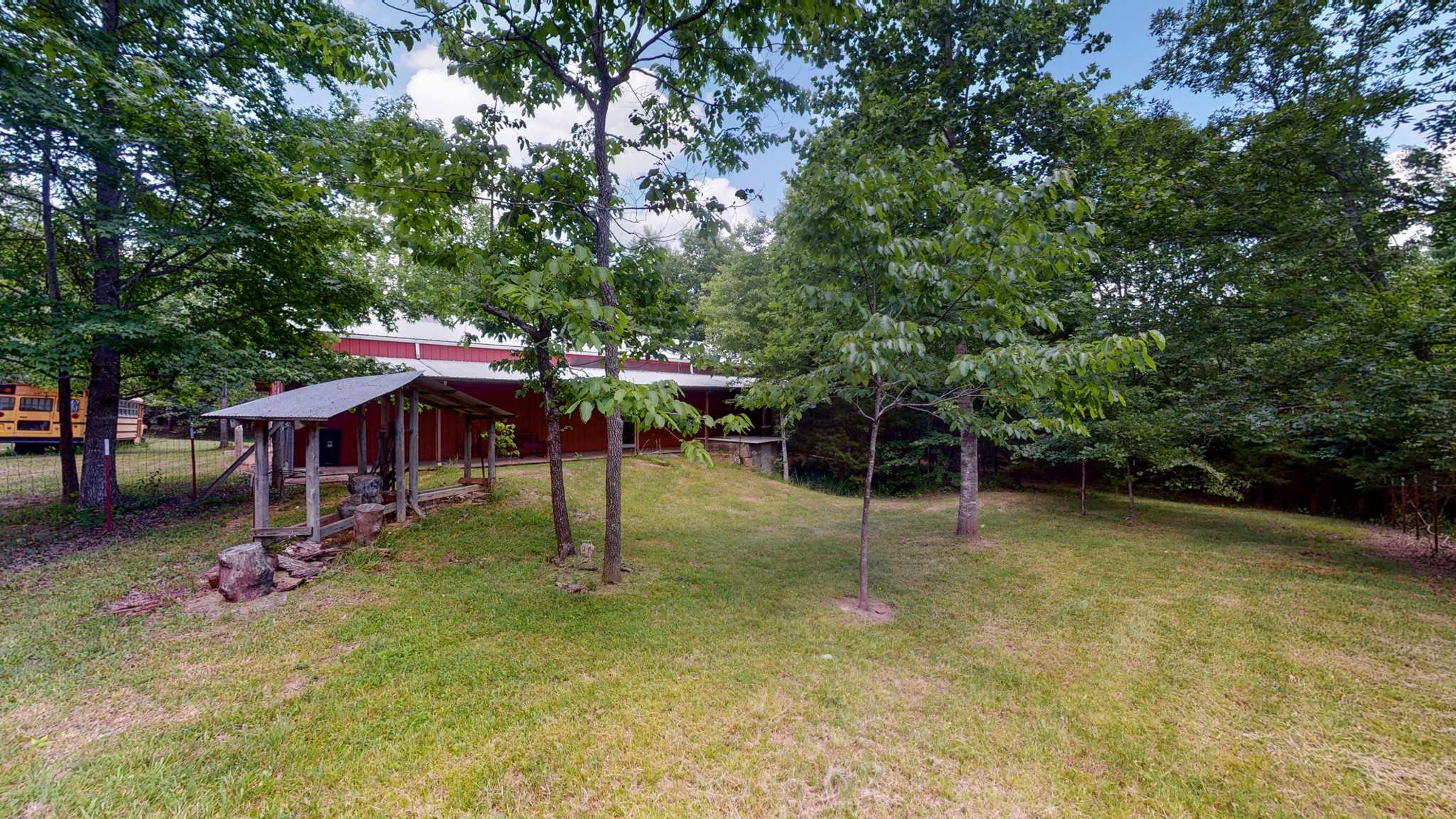 1560 Old Road Dickson, TN 37055 - Photo 4 of 47 Gallery Image 4