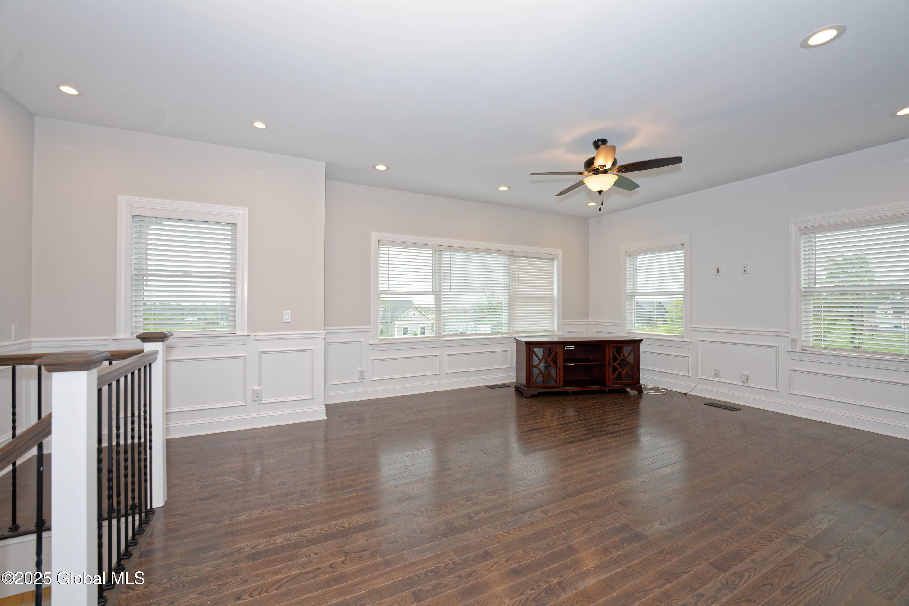 23 Quaker Hill Road Milton, NY 12547 - Photo 20 of 75 5 Greatroom 1