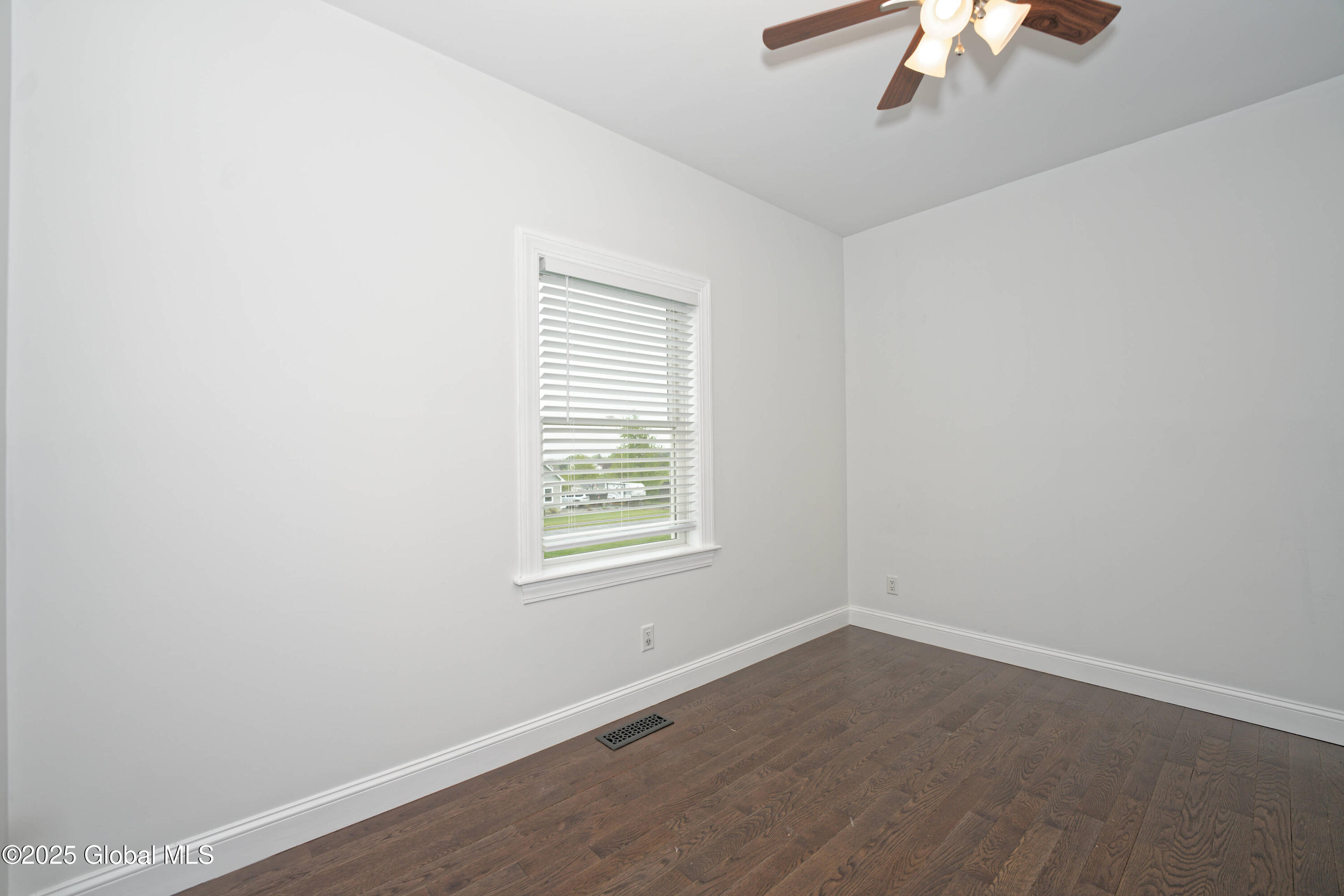 23 Quaker Hill Road Milton, NY 12547 - Photo 38 of 75 8 Bedroom 3