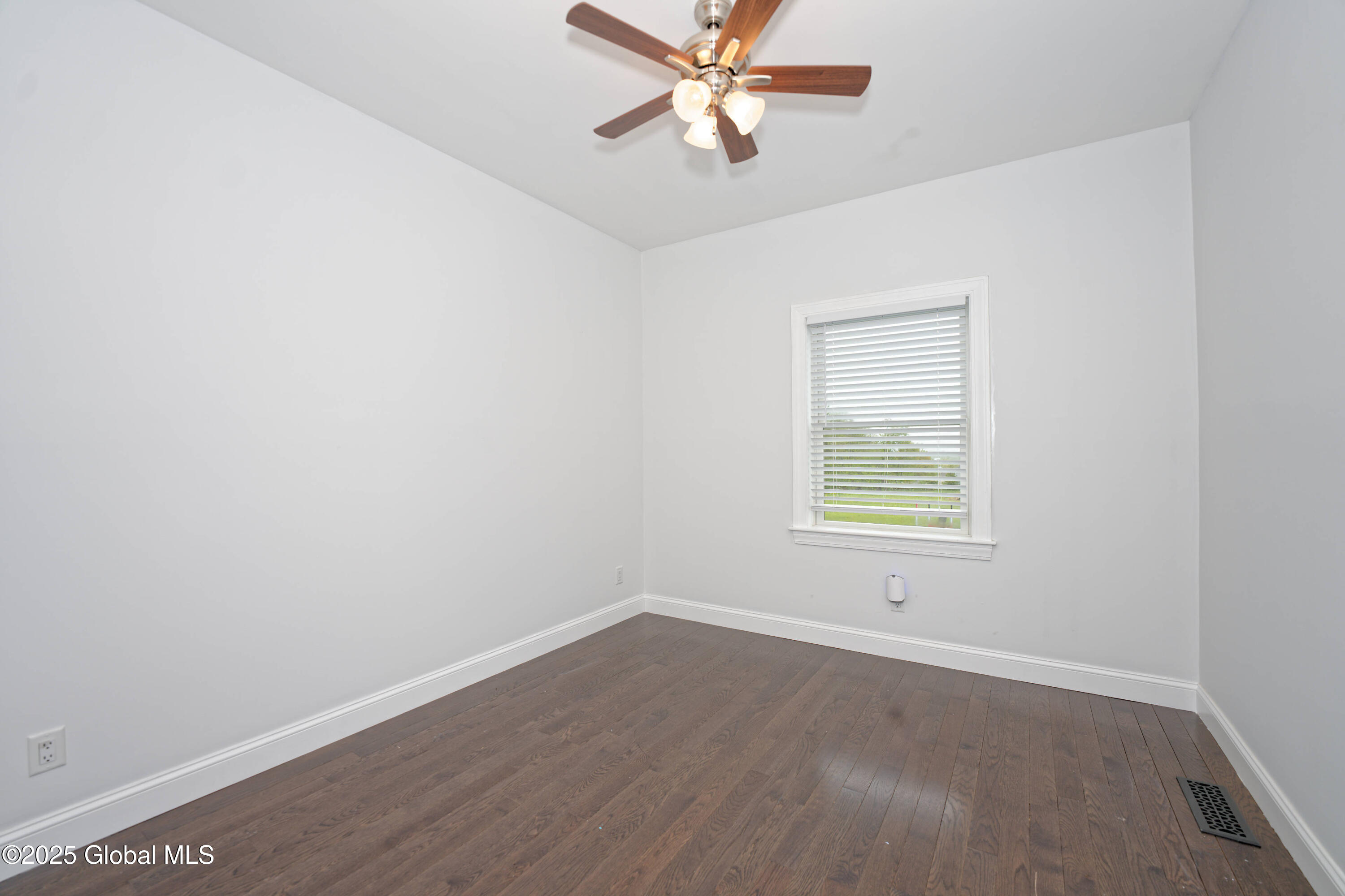 23 Quaker Hill Road Milton, NY 12547 - Photo 42 of 75 8 Bedroom 7