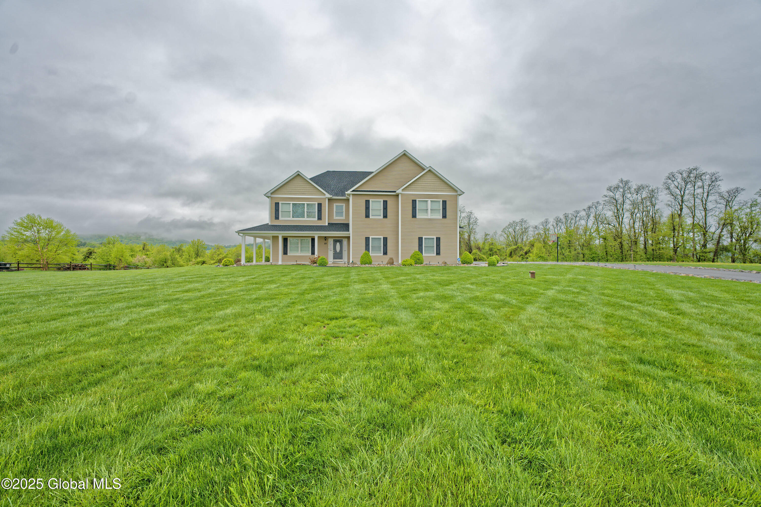 23 Quaker Hill Road Milton, NY 12547 - Photo 6 of 75 0 Front 1