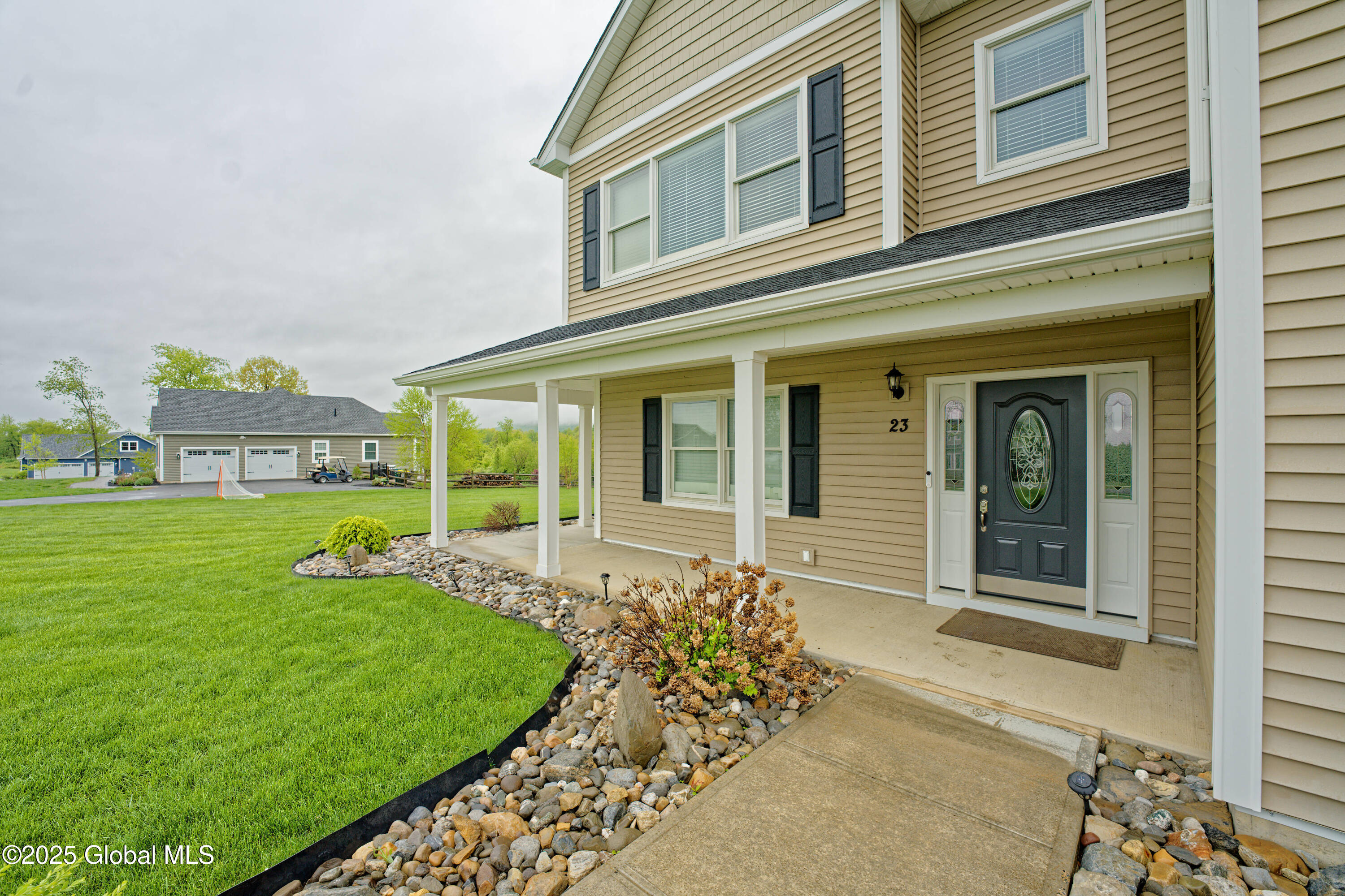 23 Quaker Hill Road Milton, NY 12547 - Photo 9 of 75 0 Front 4