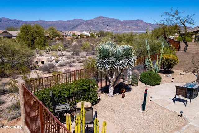 $429,900 | 10134 East Meandering Trail Lane, Gold Canyon, AZ 85118