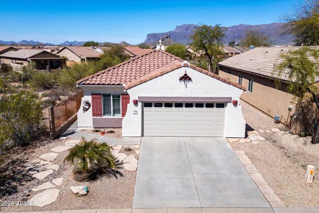 $429,900 | 10134 East Meandering Trail Lane, Gold Canyon, AZ 85118