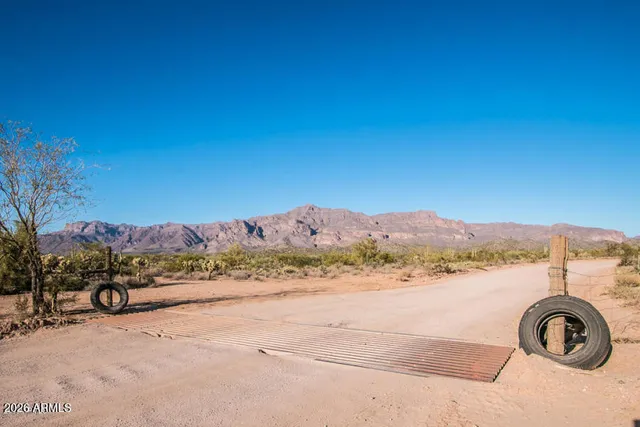 $429,900 | 10134 East Meandering Trail Lane, Gold Canyon, AZ 85118