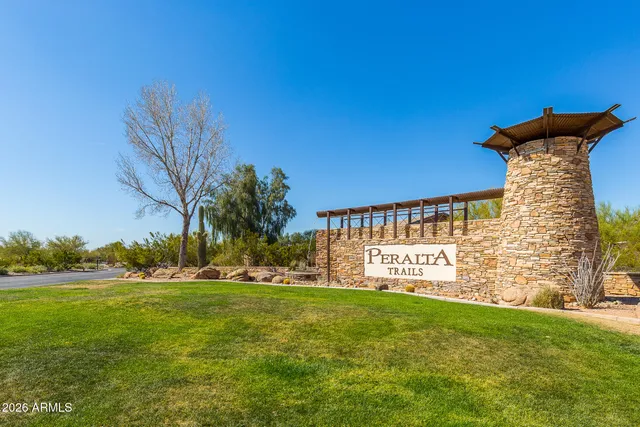 $429,900 | 10134 East Meandering Trail Lane, Gold Canyon, AZ 85118