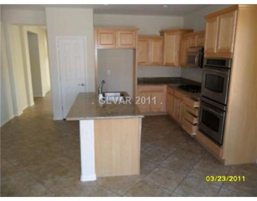 2572 Calanques Terrace Henderson, NV 89044 - Photo 8 of 17 Kitchen.