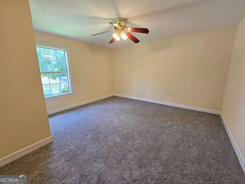 2411 Riverside Drive Valdosta, GA 31602 - Photo 12 of 18