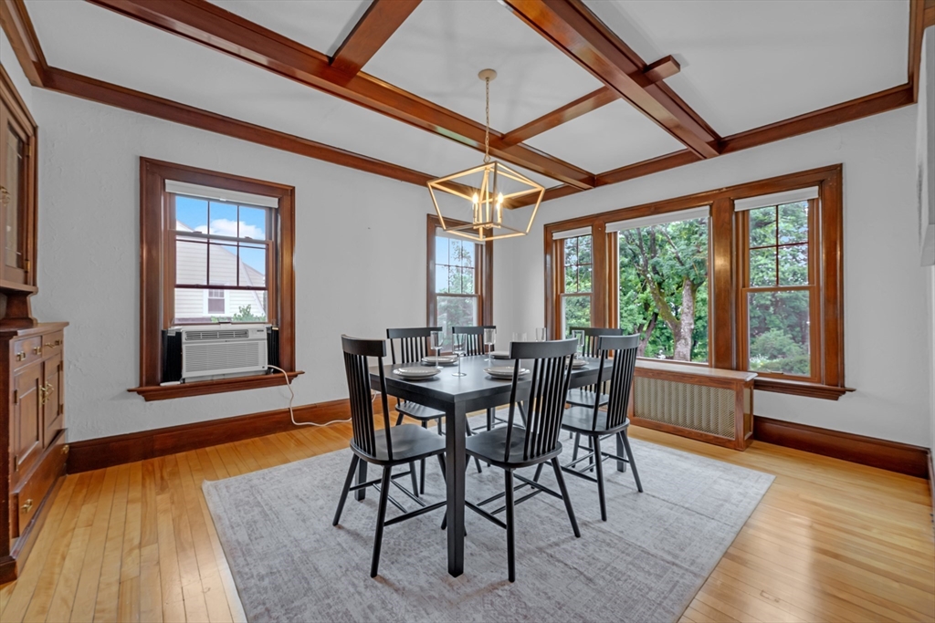 14 Tahanto Road Worcester, MA 01602 - Photo 13 of 41