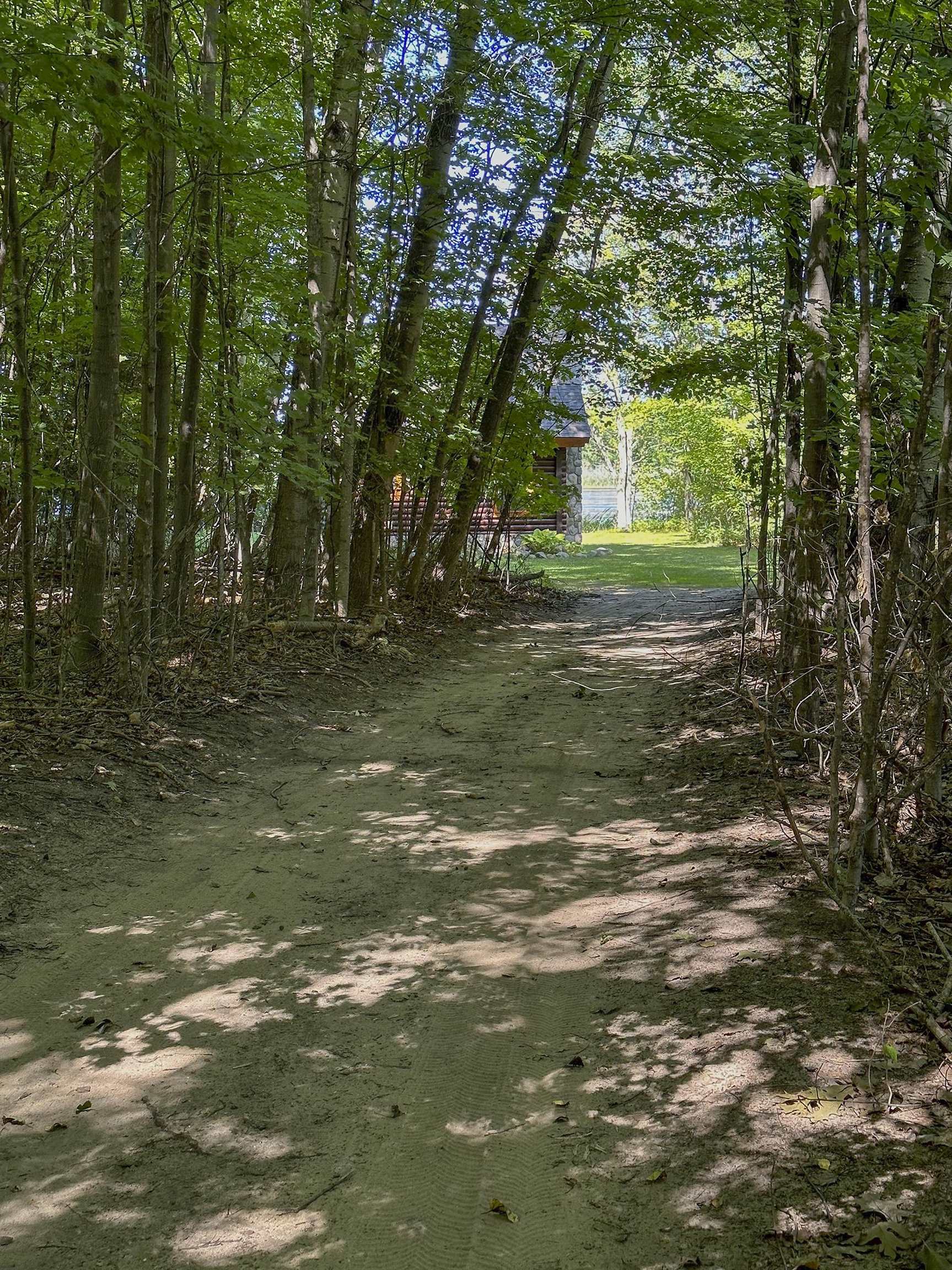 3900 Swaney Road Traverse City, MI 49686 - Photo 35 of 41