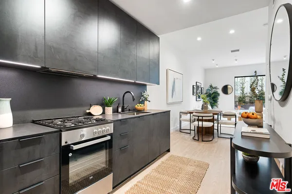 $3,895 | 3667 Keystone Avenue, Unit 429, Los Angeles, CA 90034