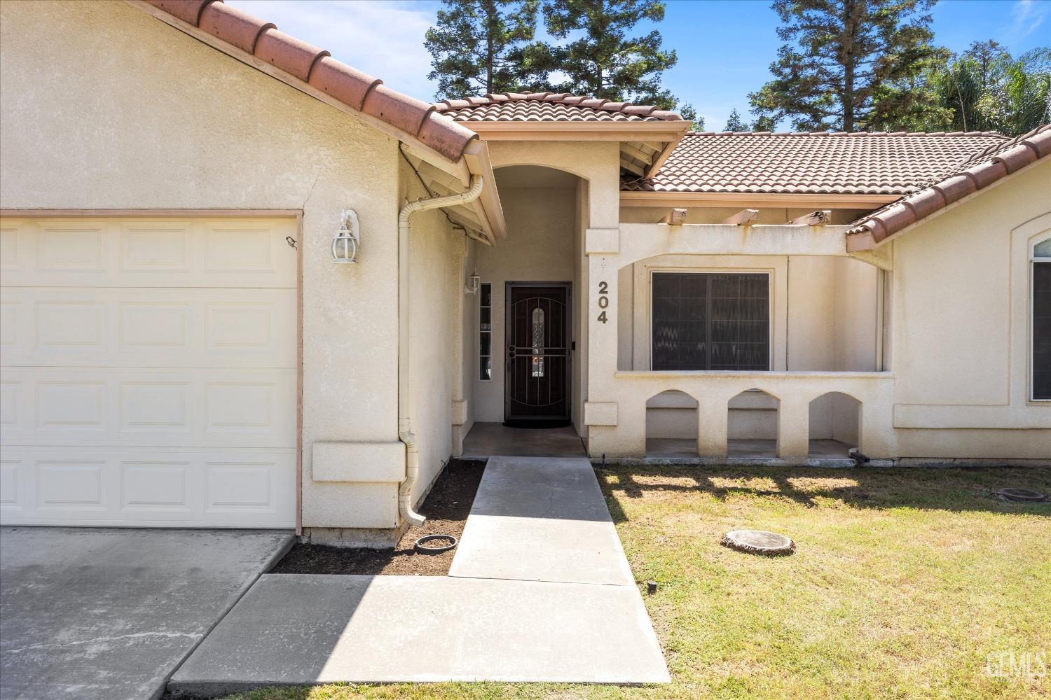 Undisclosed Address Visalia, CA 93292 - Photo 5 of 27