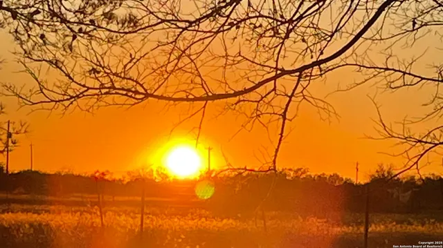 $3,000 | 210 County Road 4643, Hondo, TX 78861