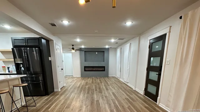 $3,000 | 210 County Road 4643, Hondo, TX 78861