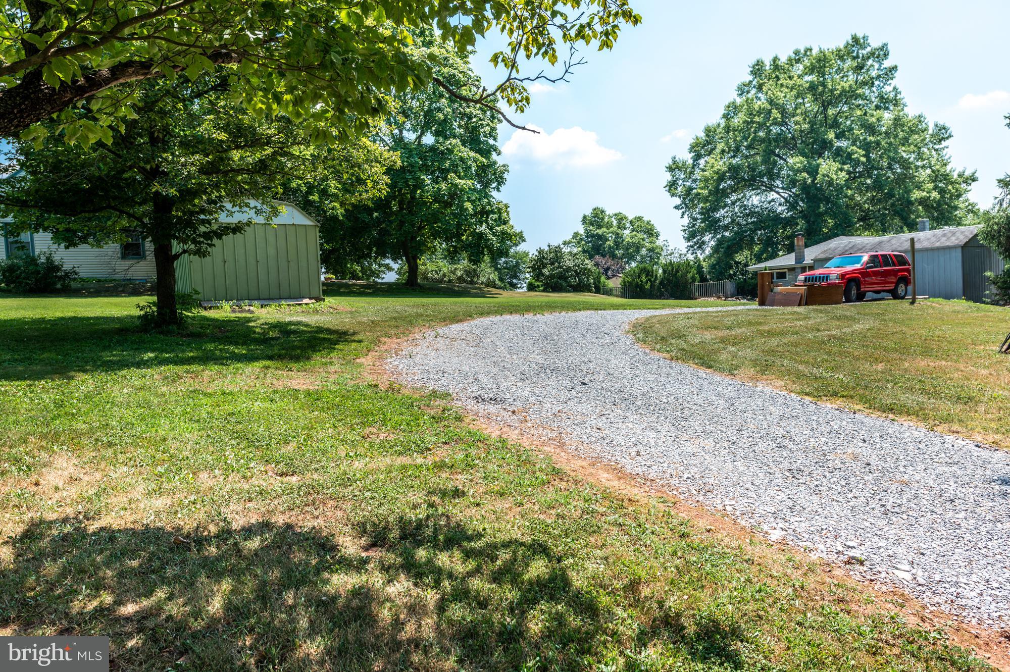 4318 Heather Road Elizabethtown, PA 17022 - Photo 22 of 28 Gallery Image 22