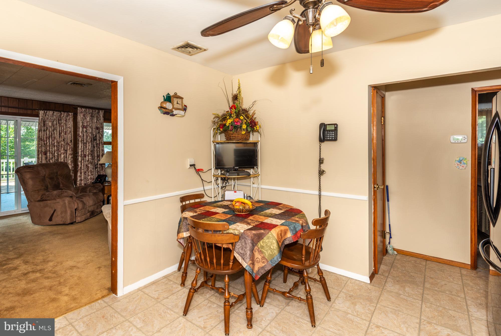 4318 Heather Road Elizabethtown, PA 17022 - Photo 5 of 28 Gallery Image 5