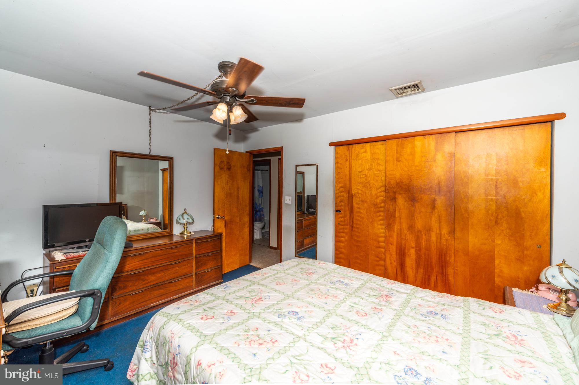 4318 Heather Road Elizabethtown, PA 17022 - Photo 9 of 28 Gallery Image 9